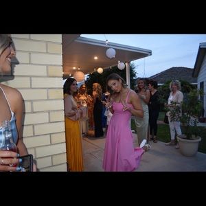 Meet your Posher, Stella